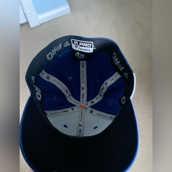 Toronto Maple Leafs Blue Cap - Picture 5 of 5